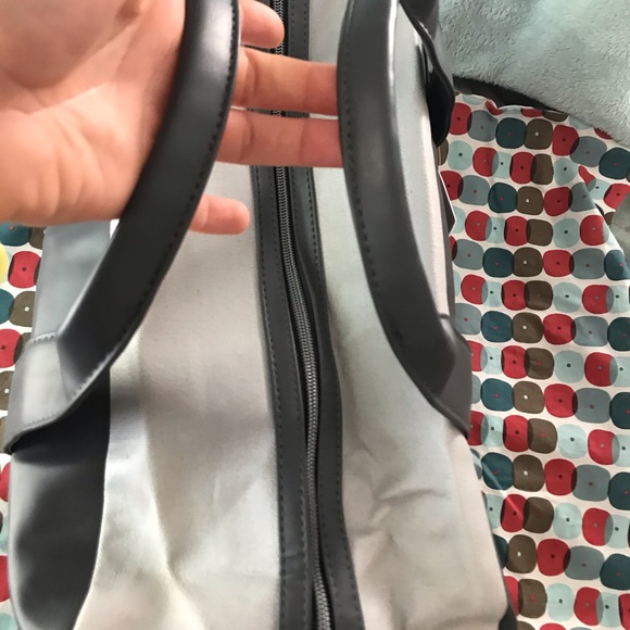 NWT Calvin Klein Two Tone Gray Duffle Bag - Picture 8 of 12